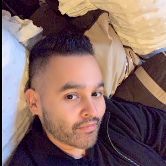 Meet your Posher, Johnny - Picture 7 of 12